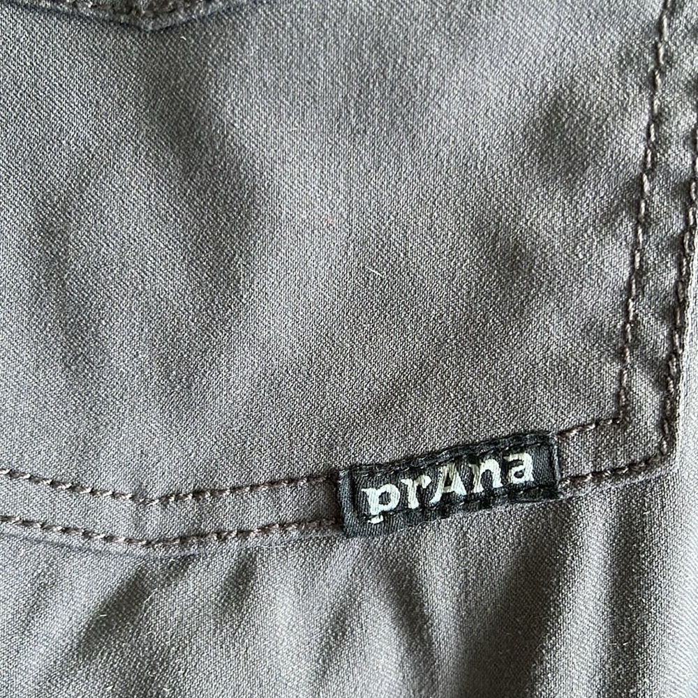 prAna Brion Hiking Shorts Men’s 38 Gray Nylon Stretch Outdoor Travel 9” gorpcore - Picture 7 of 9